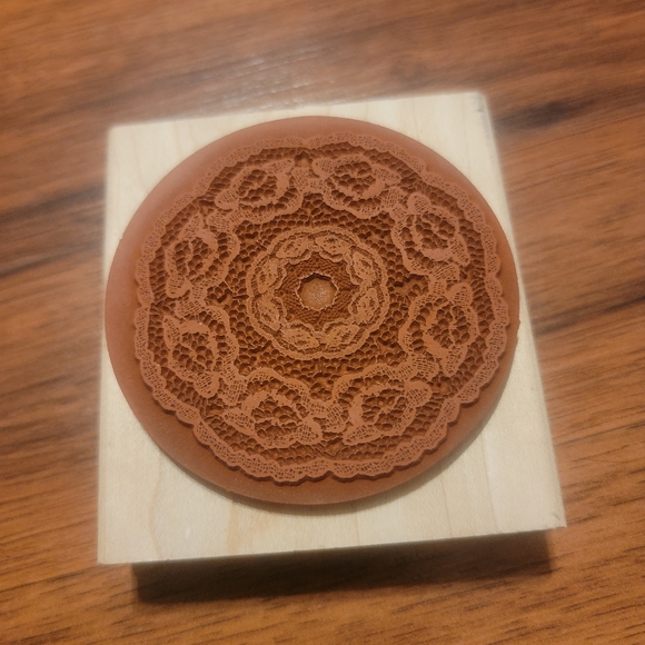 Round Lace Doily Rubber Stamp - Picture 2 of 2